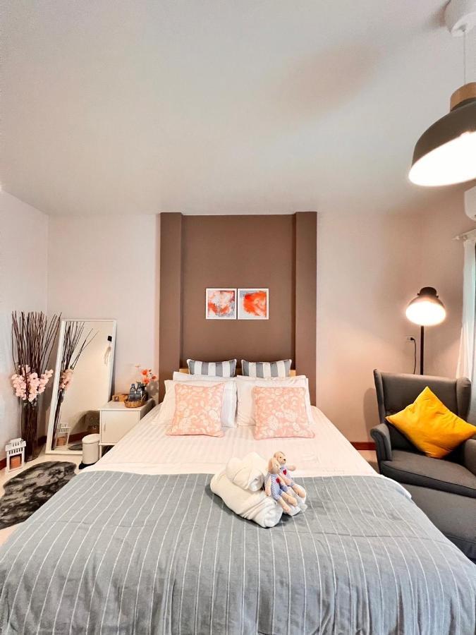 Por Poshtel Kanchanaburi Dış mekan fotoğraf