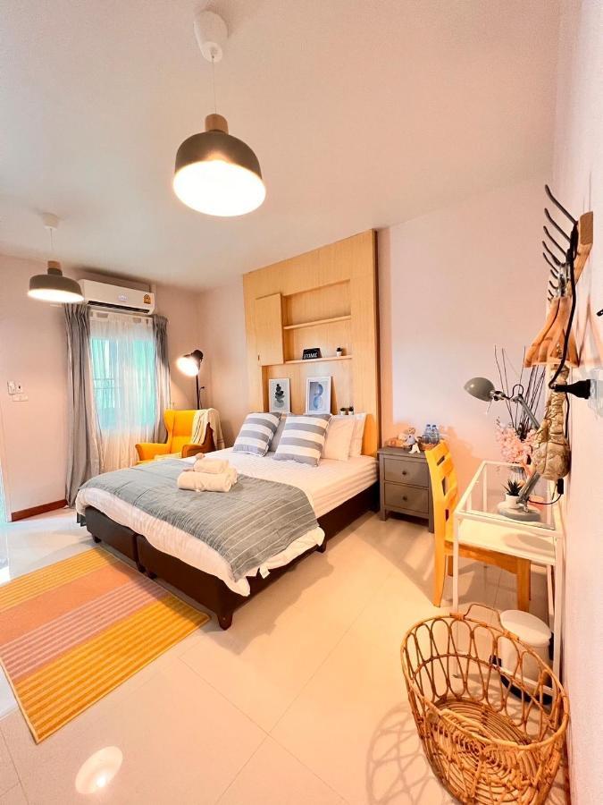 Por Poshtel Kanchanaburi Dış mekan fotoğraf