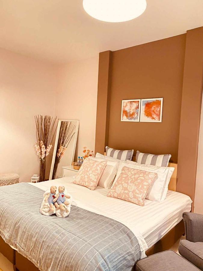 Por Poshtel Kanchanaburi Dış mekan fotoğraf