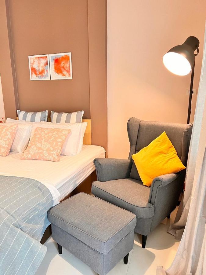 Por Poshtel Kanchanaburi Dış mekan fotoğraf