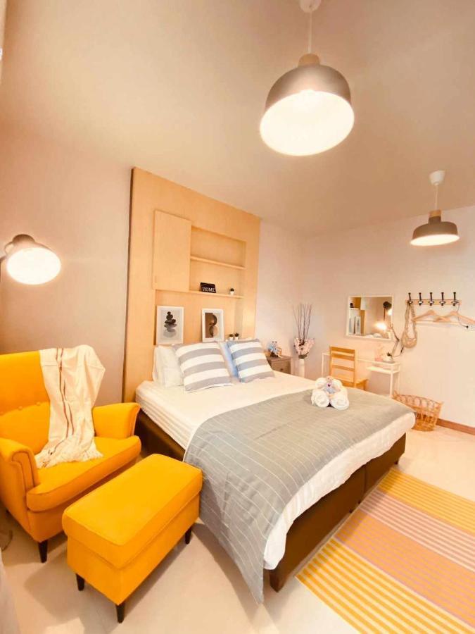 Por Poshtel Kanchanaburi Dış mekan fotoğraf