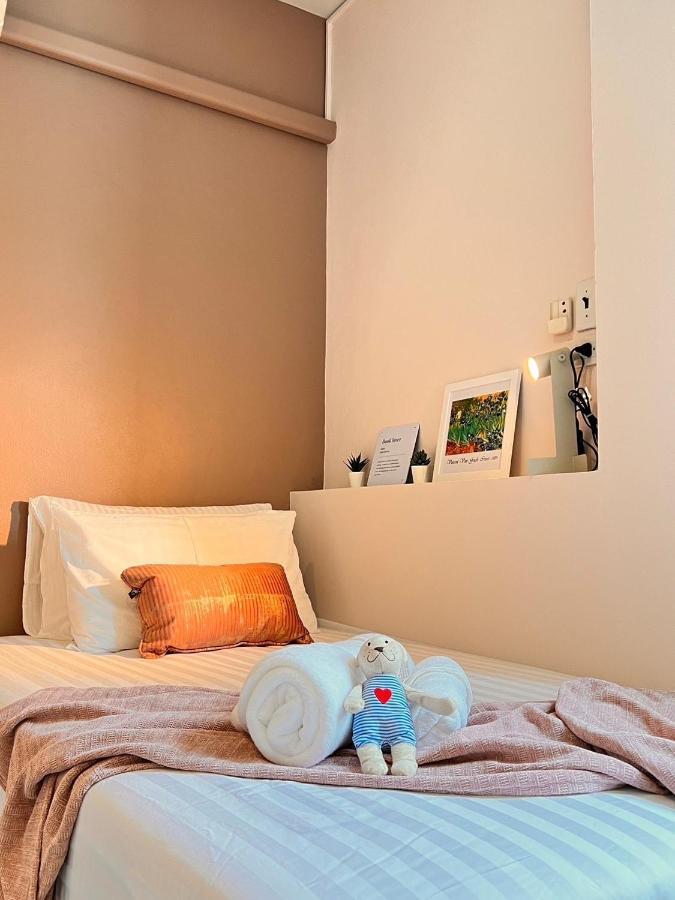 Por Poshtel Kanchanaburi Dış mekan fotoğraf