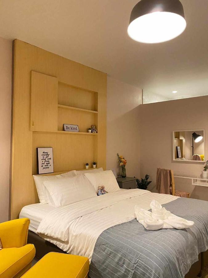 Por Poshtel Kanchanaburi Dış mekan fotoğraf