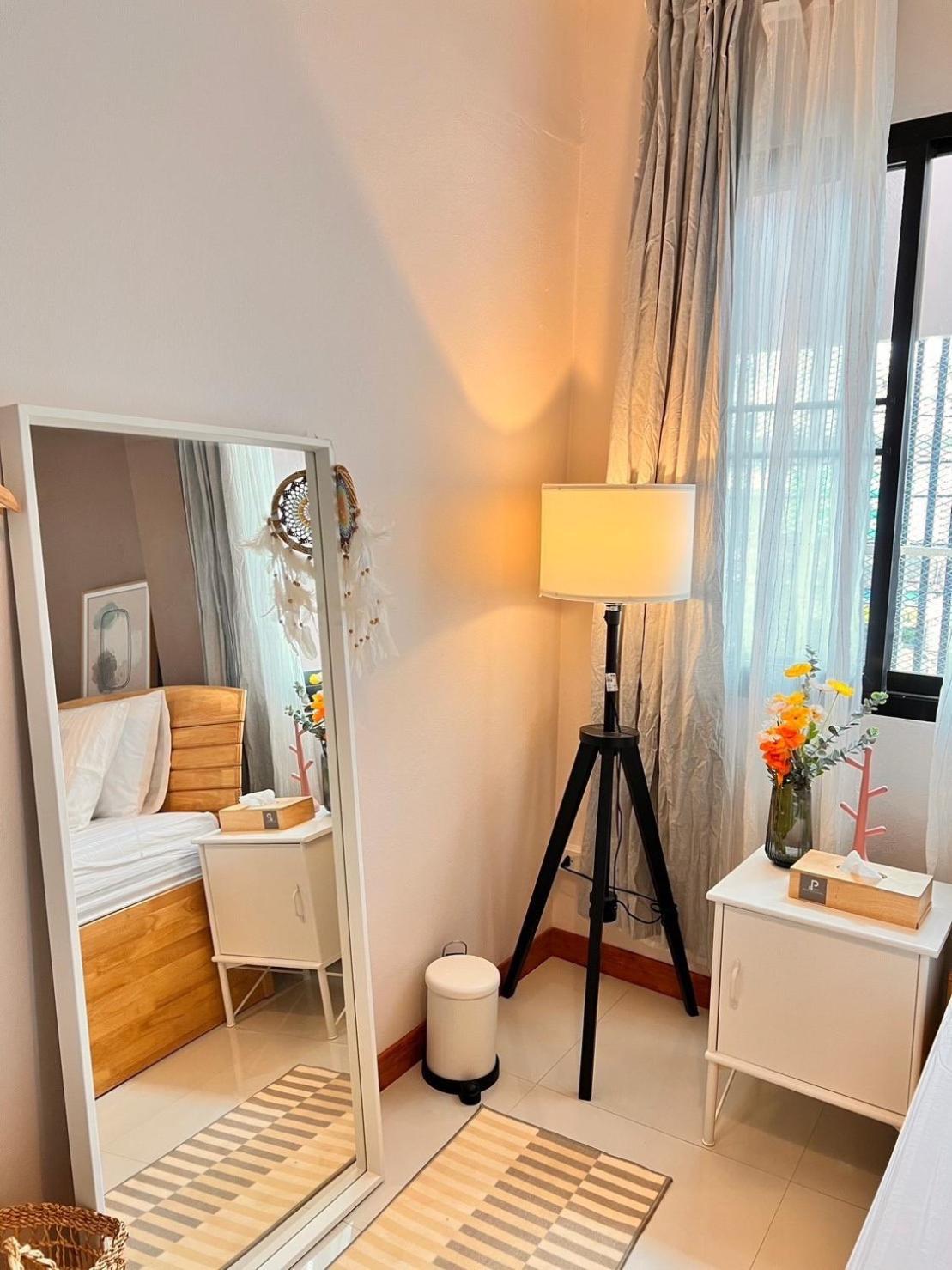 Por Poshtel Kanchanaburi Dış mekan fotoğraf